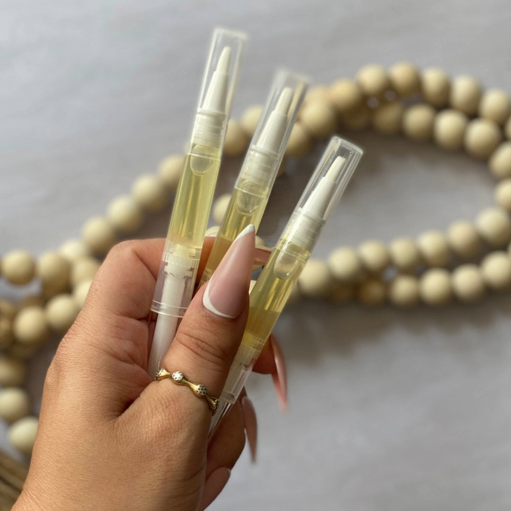 Buy 3 & Save 30%  – Keep Your Nails Glowing, Longer ✨